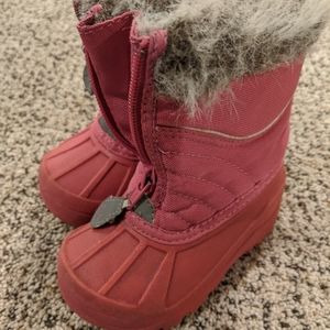 Little girls winter boots/fur lined size 5